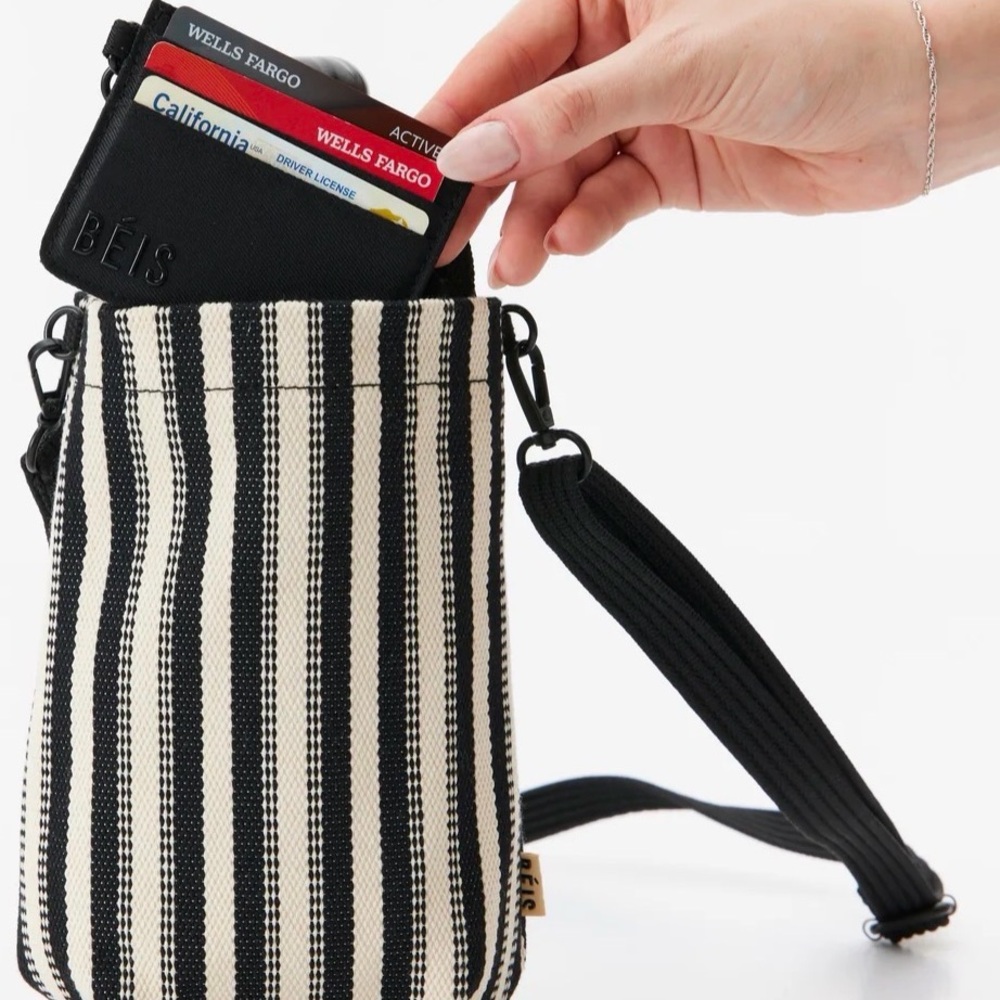 BEIS The Summer Stripe Water Bottle Crossbody, NWT - Picture 8 of 11